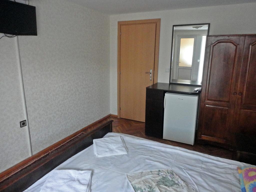 Guest Rooms Casa Luba Свети-Влас Номер фото