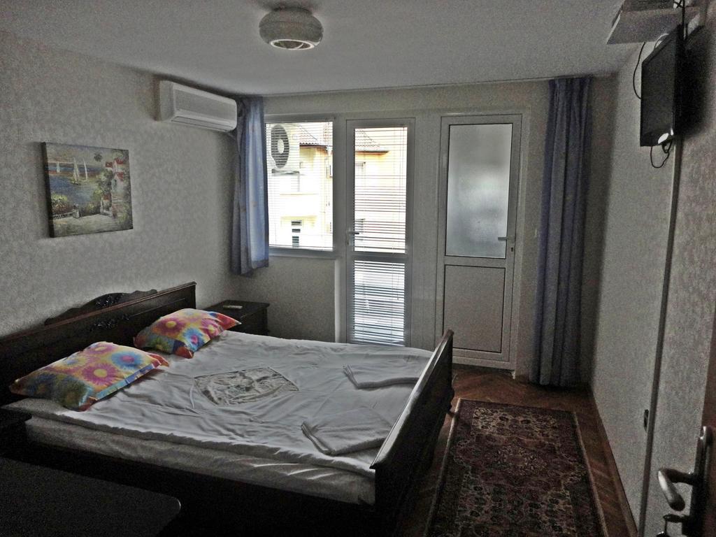 Guest Rooms Casa Luba Свети-Влас Номер фото