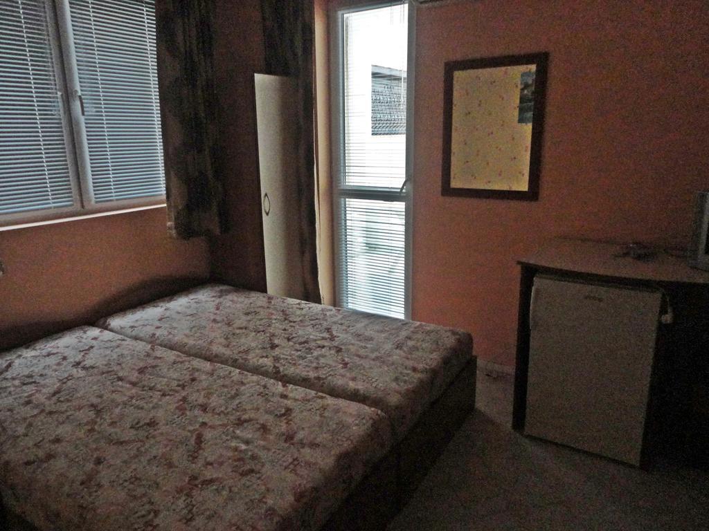 Guest Rooms Casa Luba Свети-Влас Номер фото