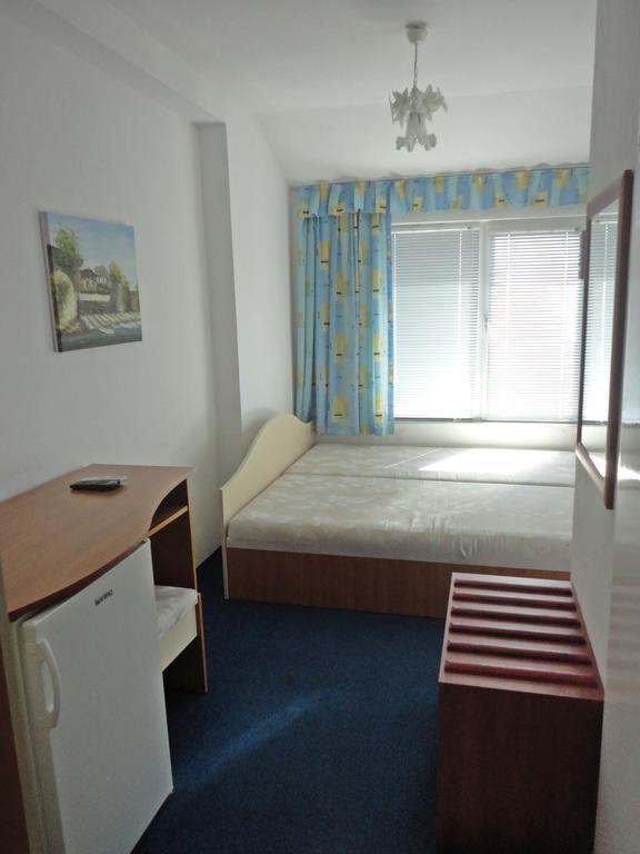 Guest Rooms Casa Luba Свети-Влас Номер фото