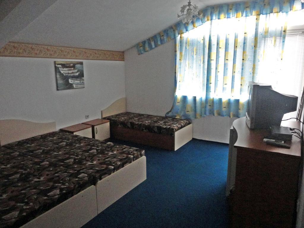 Guest Rooms Casa Luba Свети-Влас Номер фото
