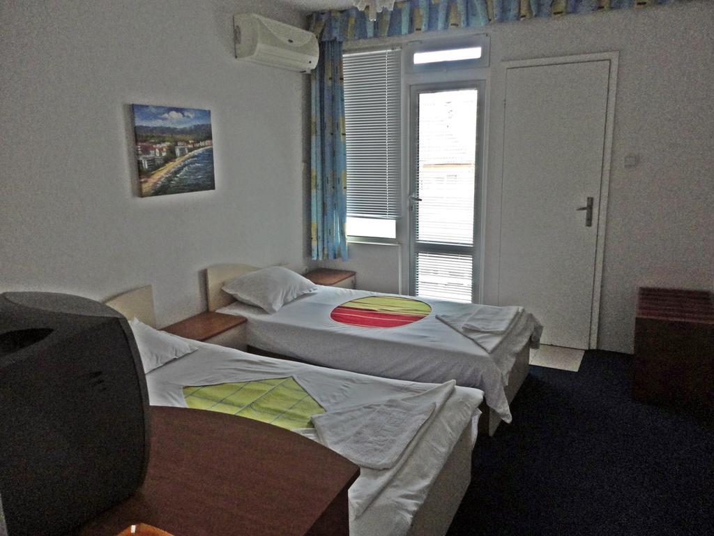 Guest Rooms Casa Luba Свети-Влас Номер фото