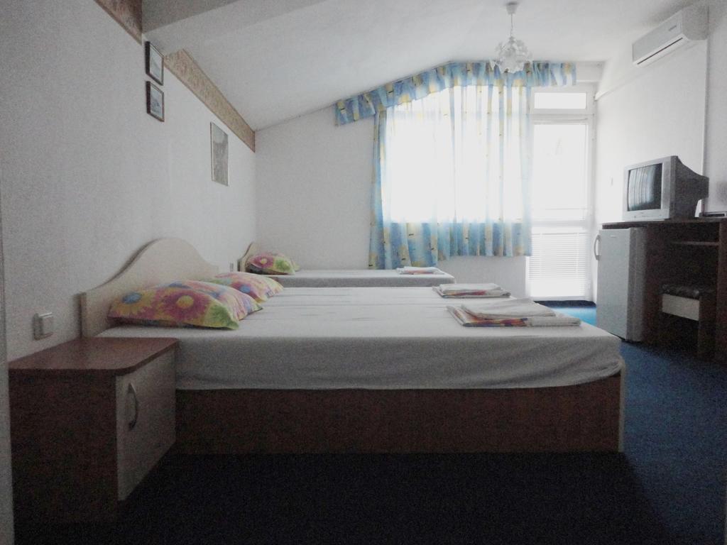 Guest Rooms Casa Luba Свети-Влас Номер фото